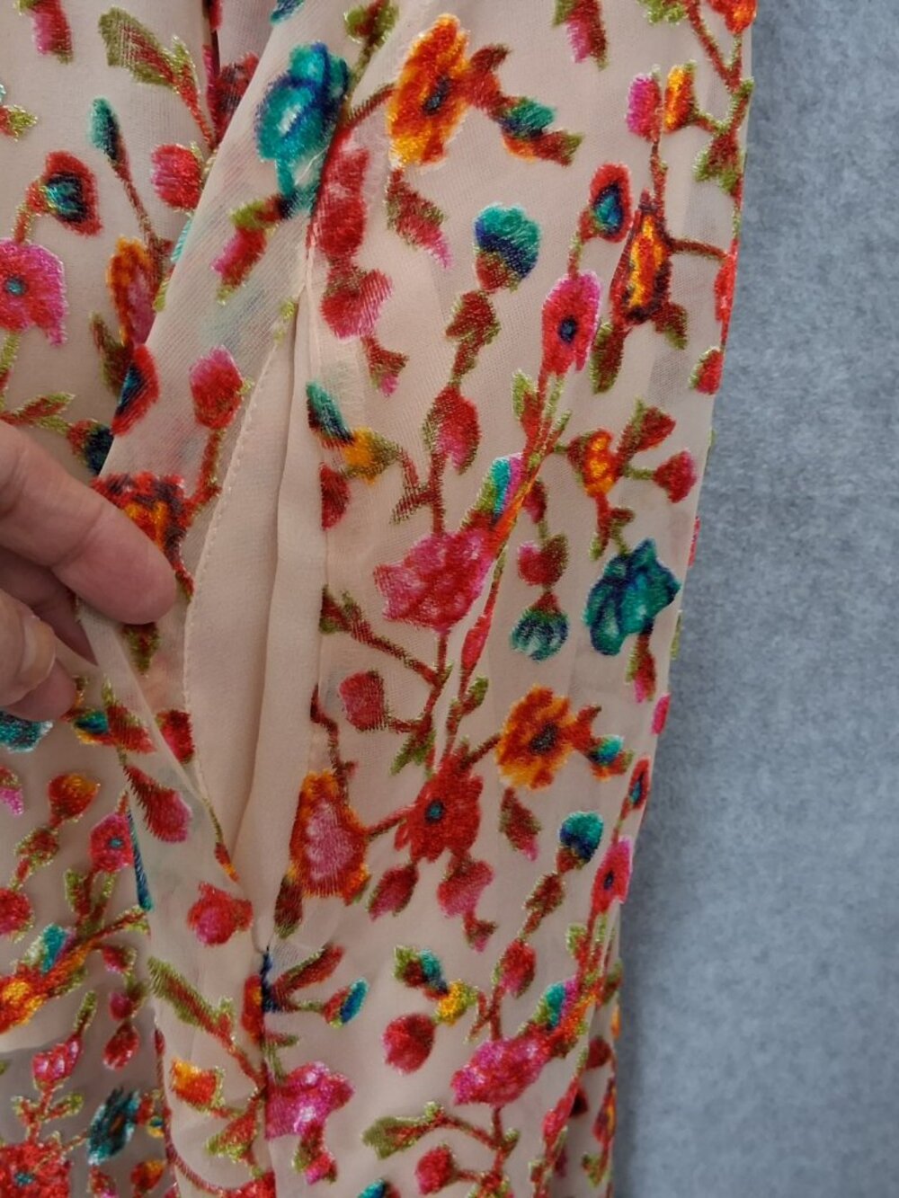 A Rare Bird | Flowy Multicolor Floral Pull On Maxi Dress | OS - Picture 6 of 9